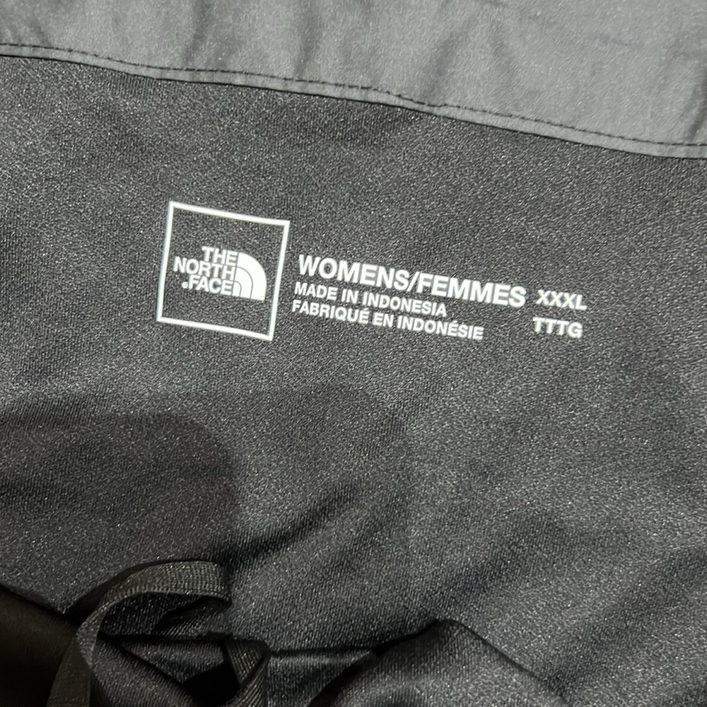 The North Face NWT black running shorts 3X❤️🚴♀️ - Picture 5 of 10